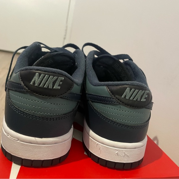 NIKE DUNK LOW RETRO ARMORY NAVY SIZE 9MENS - Picture 4 of 12
